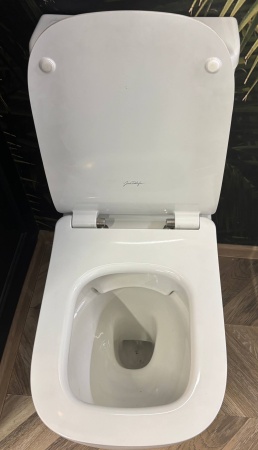 Комплект: Унитаз компакт Jacob Delafon Struktura UJX102-00, бачок ETE212-00 и сиденье E20606-00